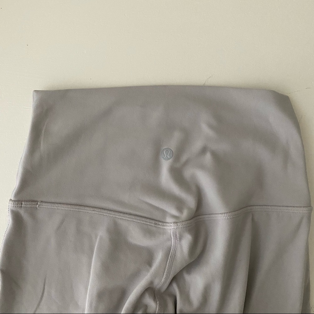 Lululemon Align Leggings 28” in Chrome - Size 4 - Picture 8 of 10